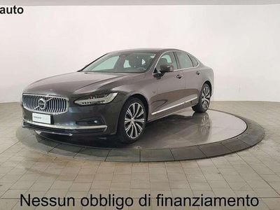 Usata Volvo S90 Plus 235 CV (172 kW) 2025 Platinum grey metallizzato Berlina