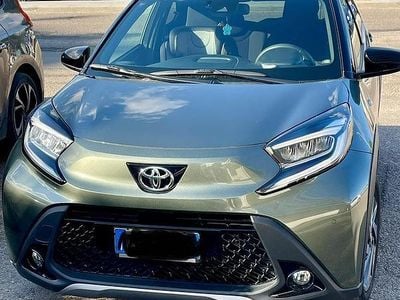 Usata Toyota Aygo X 72 CV (52 kW) 2022 Verde SUV