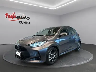 Usata Toyota Yaris Hybrid Trend 2022 Grigio Berlina