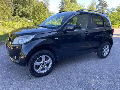 Usata Daihatsu Terios 105 CV (77 kW) 2009 Nero SUV