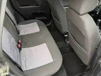 Usado Ford Fiesta Collection 68 HP (50 kW) 2007 Citadino