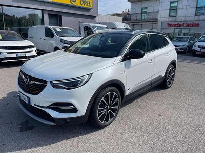 Usata Opel Grandland X Ultimate 200 CV (147 kW) 2020 Bianco perlato SUV