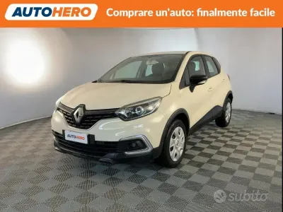 Occasion Renault Captur Life 90 PK (66 kW) 2018 Beige SUV