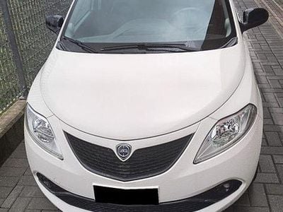 Usata Lancia Ypsilon Gold 69 CV (50 kW) 2021 Altro Utilitaria