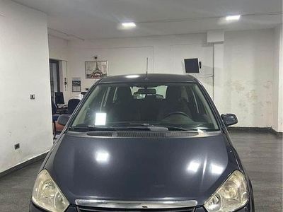 Grigio Usata 2009 Ford C-MAX Titanium Monovolume | 2500 € (Buon prezzo)