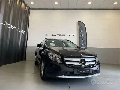 Usata Mercedes GLA220 Executive 177 CV (130 kW) 2016 Nero SUV