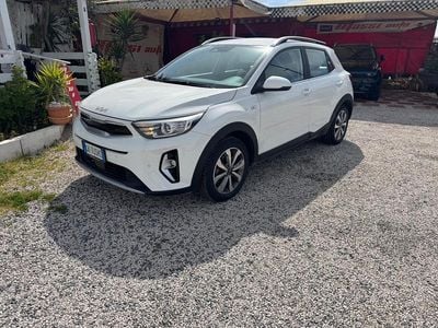 Usata Kia Stonic Urban 120 CV (88 kW) 2022 Bianco SUV