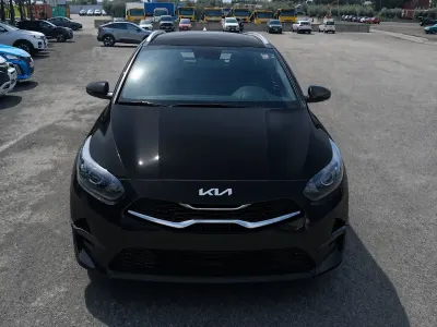 Usata Kia Ceed Sportswagon 136 CV (100 kW) 2023 Nero Station wagon