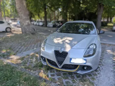 Usata Alfa Romeo Giulietta Veloce 170 CV (125 kW) 2019 Argento Utilitaria