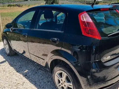 Usata Fiat Grande Punto 65 CV (47 kW) 2009 Nero Utilitaria