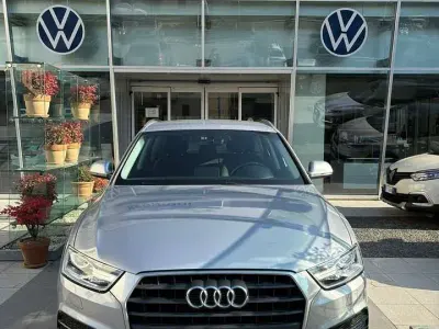 Usata Audi Q3 Business 120 CV (88 kW) 2017 Grigio SUV