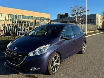 Usata Peugeot 208 2012 Grigio Utilitaria