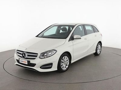 Usata Mercedes B180 110 CV (80 kW) 2016 Bianco Monovolume