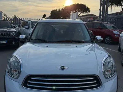 Usata Mini Cooper Countryman 111 CV (81 kW) 2012 Bianco SUV