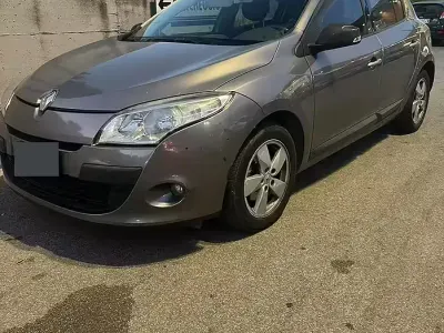 Usata Renault Mégane 110 CV (80 kW) 2009 Grigio Berlina