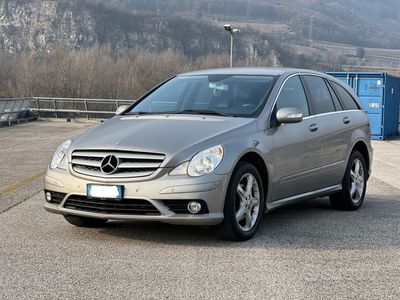 usata Mercedes R320 classe4Matic Sport lunga 7 posti