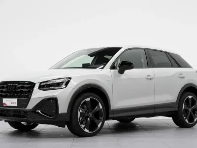 Ny Audi Q2 Ambiente 150 HK (110 kW) 2026 Sølv SUV