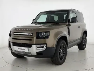 Usata Land Rover Defender SE 200 CV (147 kW) 2022 Marrone SUV
