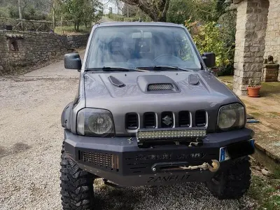 Usata Suzuki Jimny 86 CV (63 kW) 2007 SUV