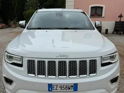 Usata Jeep Grand Cherokee 250 CV (183 kW) 2015 Bianco SUV