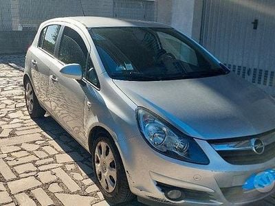 Usata Opel Corsa 95 CV (69 kW) 2010 Utilitaria