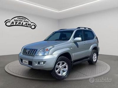 Usata Toyota Land Cruiser Sol 163 CV (119 kW) 2003 Argento SUV