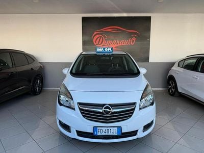 Usata Opel Meriva 119 CV (87 kW) 2016 Bianco Monovolume