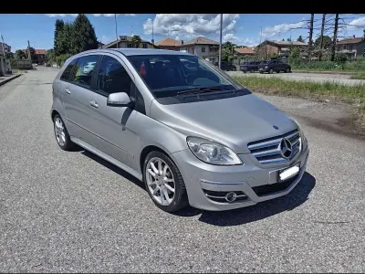 Usata Mercedes B180 Premium 109 CV (80 kW) 2010 Monovolume