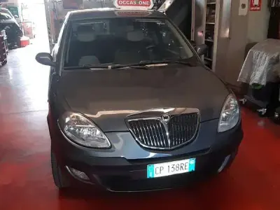 Usata Lancia Ypsilon 60 CV (44 kW) 2004 Utilitaria