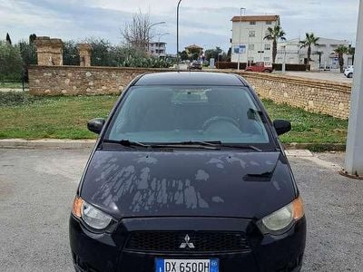 Usata Mitsubishi Colt 75 CV (55 kW) 2009 Nero Utilitaria