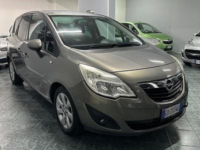 Usata Opel Meriva Cosmo 120 CV (88 kW) 2011 Grigio Monovolume