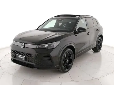 Nuova VW Tiguan R-line Plus 193 CV (141 kW) 2025 Nero SUV