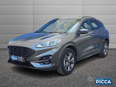 Usata Ford Kuga ST-Line 152 CV (111 kW) 2023 Grigio SUV