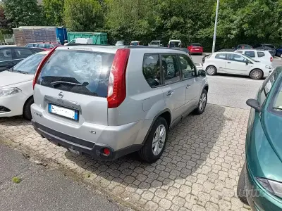 Usata Nissan X-Trail 150 CV (110 kW) 2012 Grigio SUV