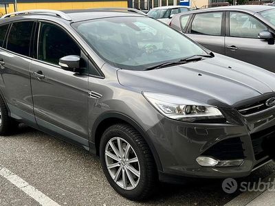Begagnad Ford Kuga Titanium 140 HK (102 kW) 2013 Grå SUV