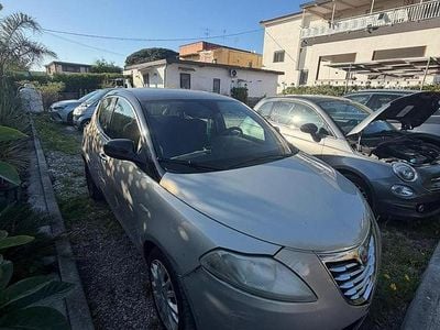 Usata Lancia Ypsilon 95 CV (69 kW) 2011 Utilitaria