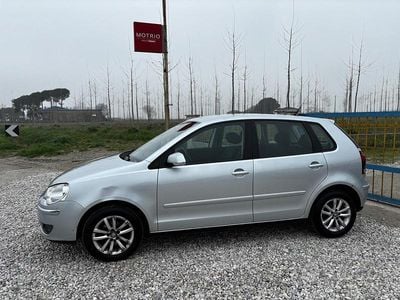 Usata VW Polo Trendline 74 CV (54 kW) 2007 Grigio Utilitaria