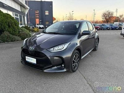 Usata Toyota Yaris Hybrid Trend 116 CV (85 kW) 2023 Grigio Utilitaria
