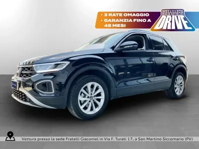 Usata VW T-Roc Life 150 CV (110 kW) 2023 Deep black perlato SUV