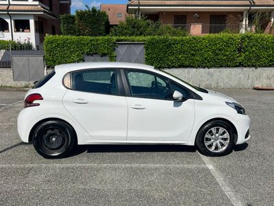 Usata Peugeot 208 2015 Bianco Utilitaria