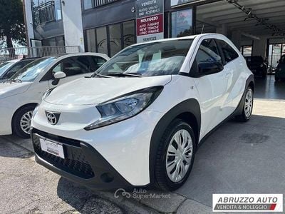 Usata Toyota Aygo X Active 72 CV (52 kW) 2024 Bianco SUV