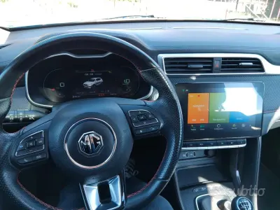 Usata MG ZS Luxury 111 CV (81 kW) 2022 SUV