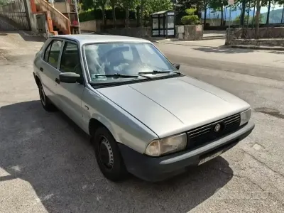 Usata Alfa Romeo 33 86 CV (63 kW) 1986 Grigio Berlina