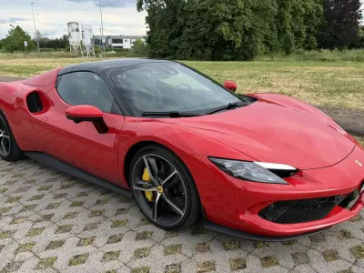 Occasion Ferrari 296 830 ch (610 kW) 2025 Rouge Cabriolet
