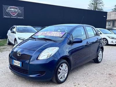 Usata Toyota Yaris 70 CV (51 kW) 2008 Blu Utilitaria
