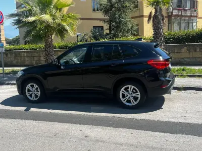 Usata BMW X1 Efficient Dynamics 190 CV (139 kW) 2016 Nero SUV
