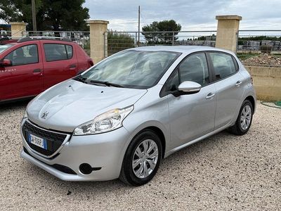 Occasion Peugeot 208 Active 68 ch (50 kW) 2014 Gris Citadine