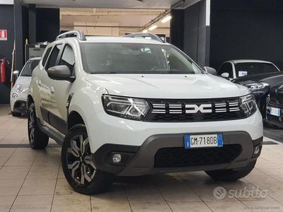 Usata Dacia Duster Prestige 101 CV (74 kW) 2023 Bianco SUV