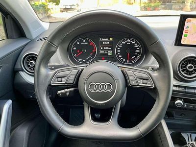 Usado Audi Q2 Admired 116 CV (85 kW) 2023 Gris SUV