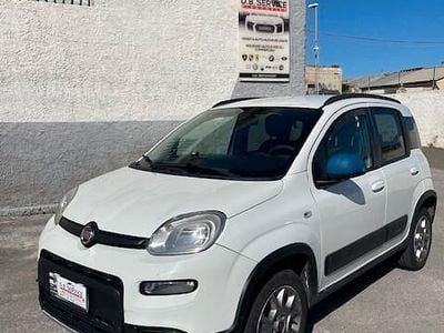 Usata Fiat Panda 4x4 S 75 CV (55 kW) 2014 Bianco Utilitaria